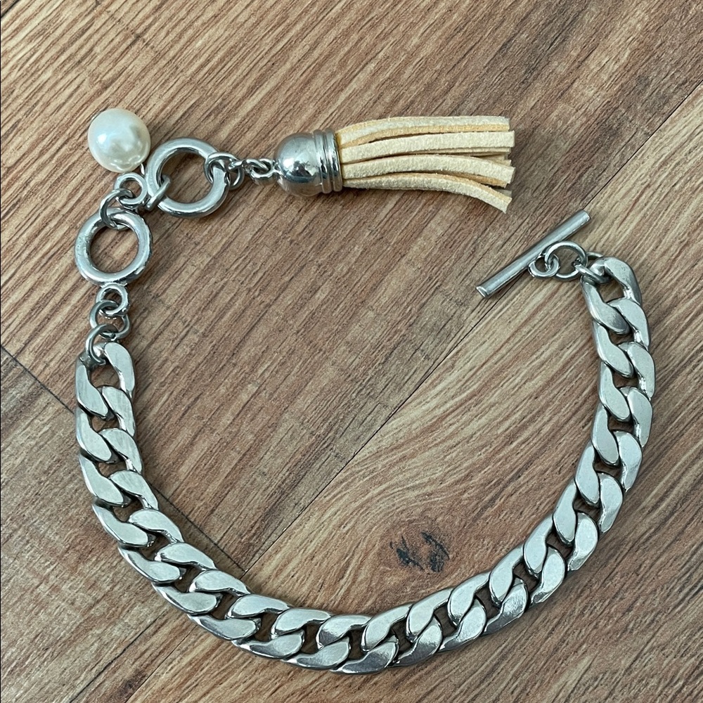 Silver Chain Bracelet with Cream Tassel
